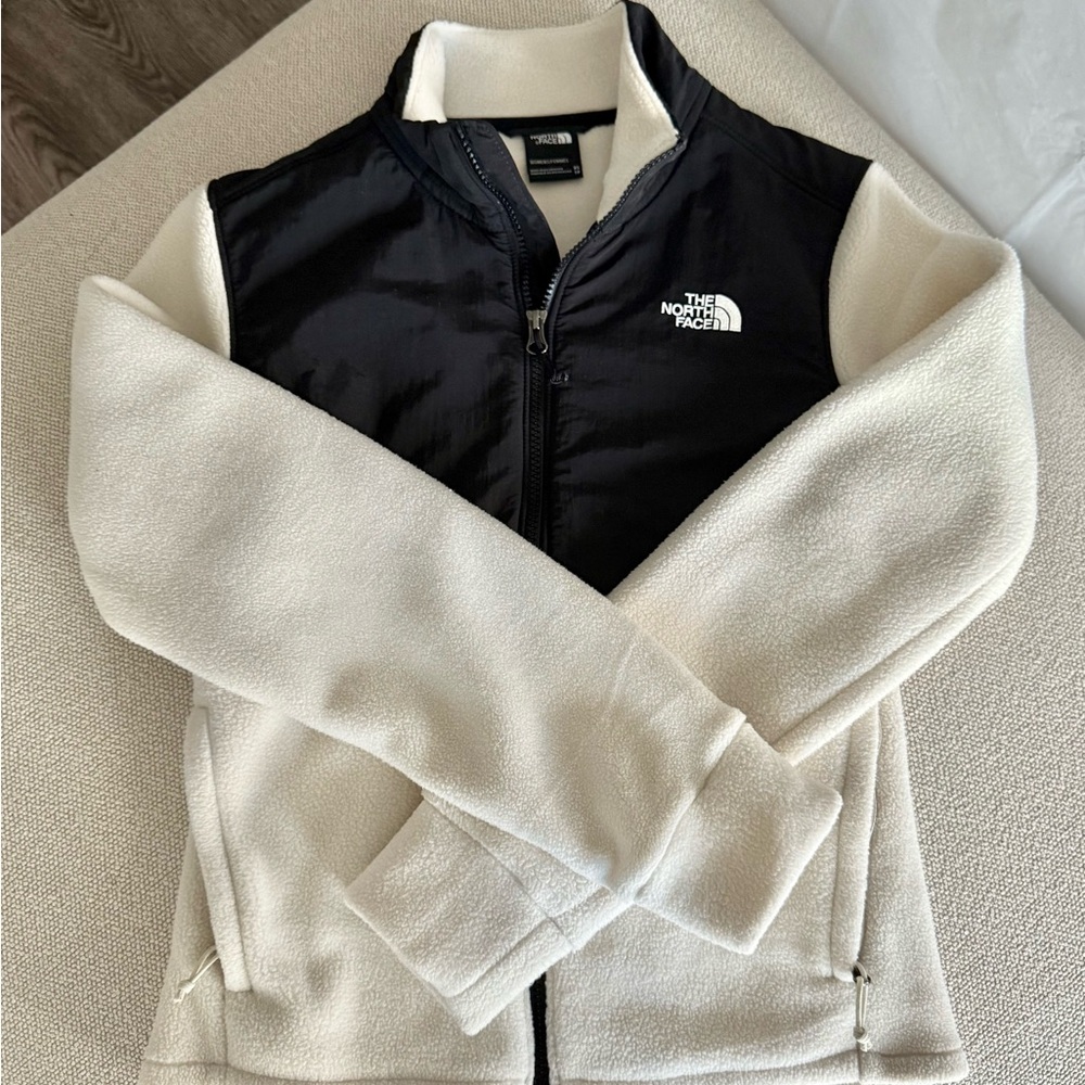 Women’s North Face Jacket
